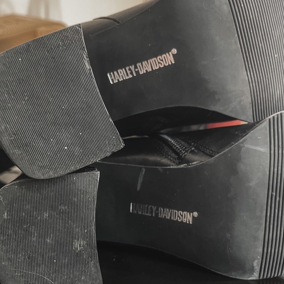 Harley Davidson Fashion Boots - Picture 2 of 6